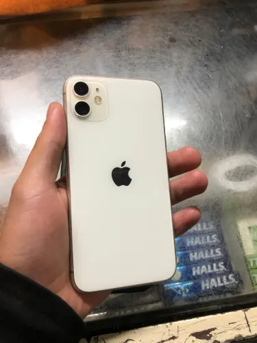 iPhone 11 64 GB Nunca aberto