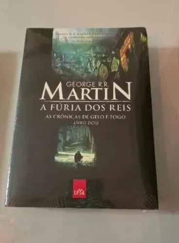 Livro - A Fúria dos Reis (As Crônicas de Gelo e Fogo 2)