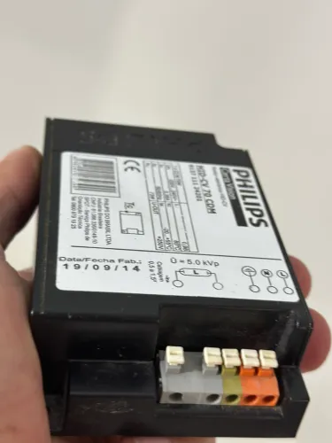 reator eletrônico Philips HID-CV 70 CDM