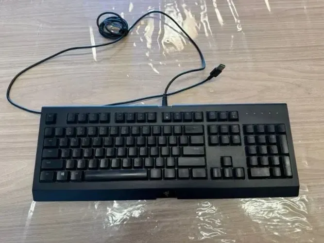 Kit Gamer Razer Premium: Mouse Naga Trinity + Teclado Cynosa Chroma RGB