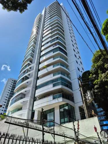 ALUGO EXCELENTE APARTAMENTO BEM LOCALIZADO, COM PLANEJADOS, SPLIT E LAZER COMPLETO, APROVE