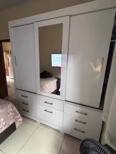 Guarda roupa