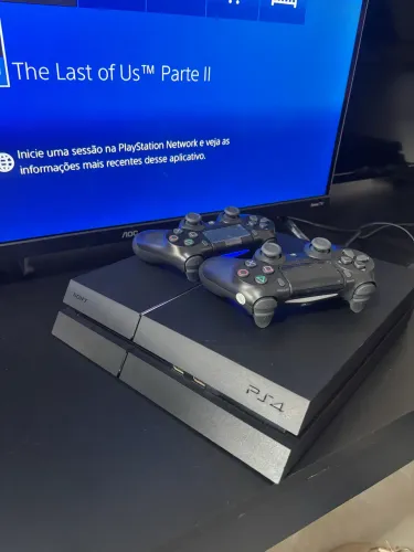 PS4 Fosco | 500GB | 02 Controles e cabos
