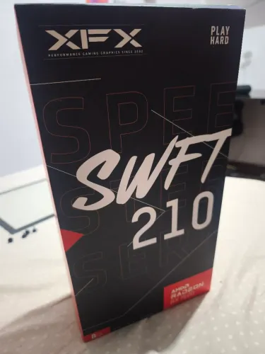RX 7600 XFX 8GB GDDR6 - IMPECÁVEL, COM CAIXA!