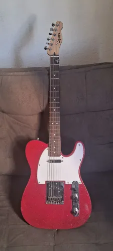 Guitarra squier telecaster