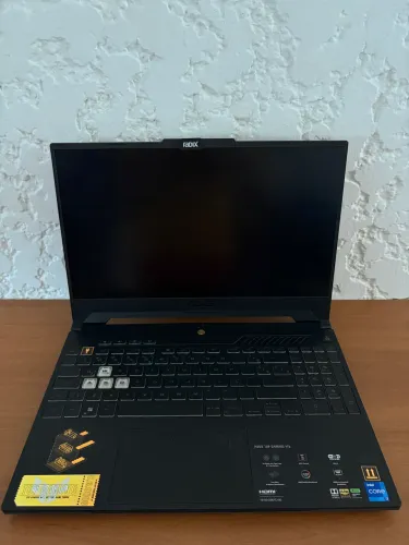Notebook Gamer ASUS TUF F15 i7 12ª geração RTX 3050 ? com defeito na tela/placa