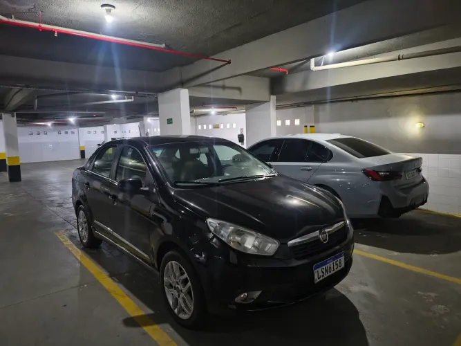 Fiat Grand Siena Essence Dual. 1.6 Flex 16V 2015