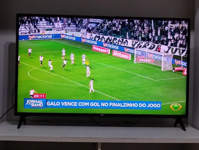 Tv LG 49" polegadas smartv