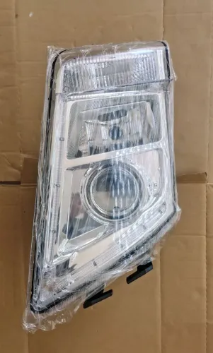 FAROL PRINCIPAL VOLVO FH 2009 a 2014