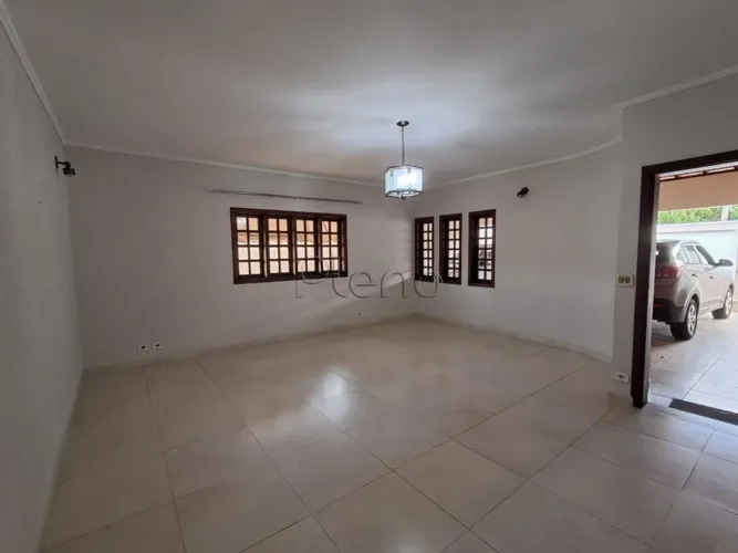 Casa à venda em Vinhedo, Centro, com 3 quartos, com 289.96 m²