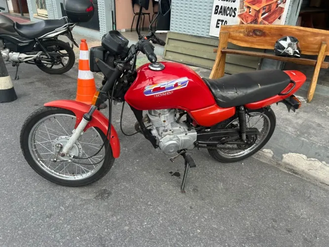 CG TITAN (MODELO 99) 1996