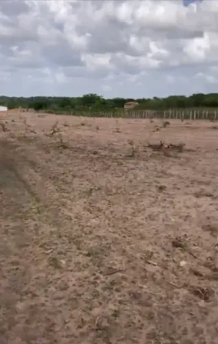 TERRENO 40mX190m TRAIRI CE