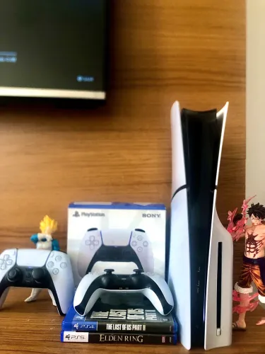 Ps5 completo! Semi novo com 2 Controle +2 Jogos