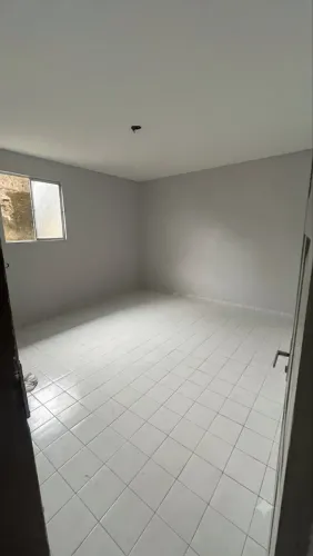 Alugo casa em Neopolis
