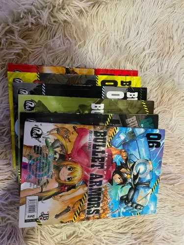DESAPEGO! Coleção de mangás Bullet Armors - Completa