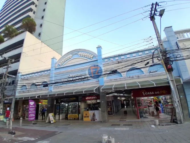 Locação de Comercial / Box na cidade de Fortaleza
