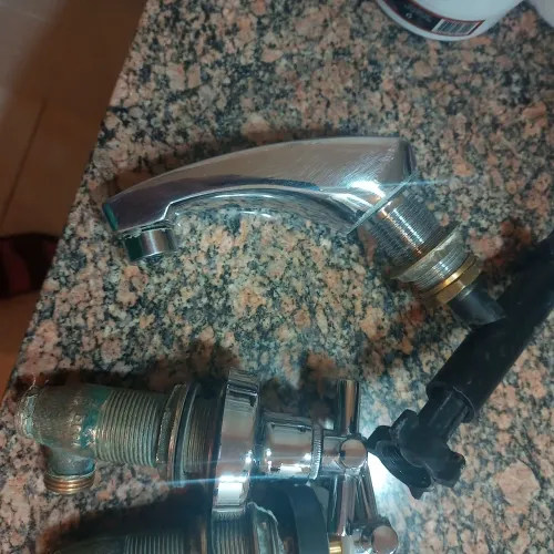Misturador Deca usado em bom estado