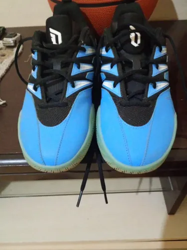 Adidas Dame Certified 3, tam. 40, original, ótimo estado! R$400. Envio disponível.