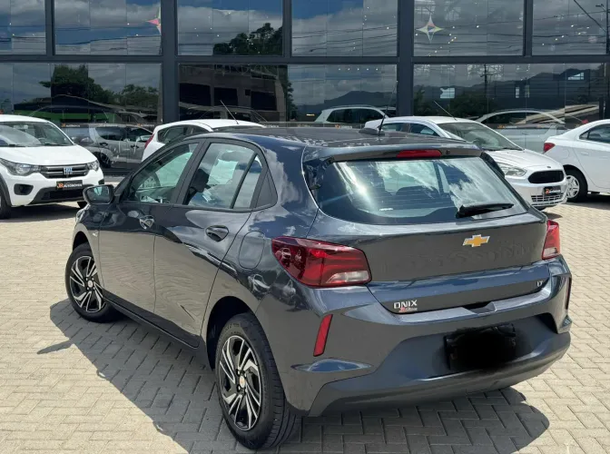 Chevrolet Onix Hatch LT 1.0 12V Flex Mec. 4P 2025
