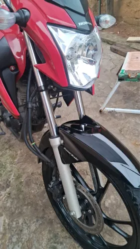 Moto sem detalhes