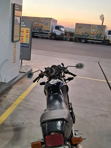 RD 350 LC viúva negra