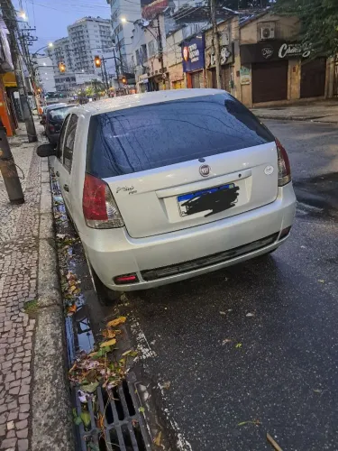 Fiat Palio Celebration 1.0 Fire Flex 8V 4P 2015