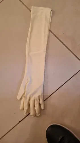 Luvas para noivas ou fantasias