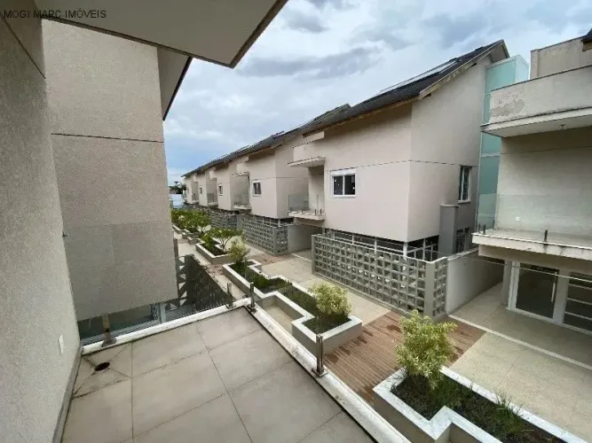 Imperdível! Casa em condomínio para locação na Vila Oliveira, Mogi das Cruzes-SP: 3 quarto