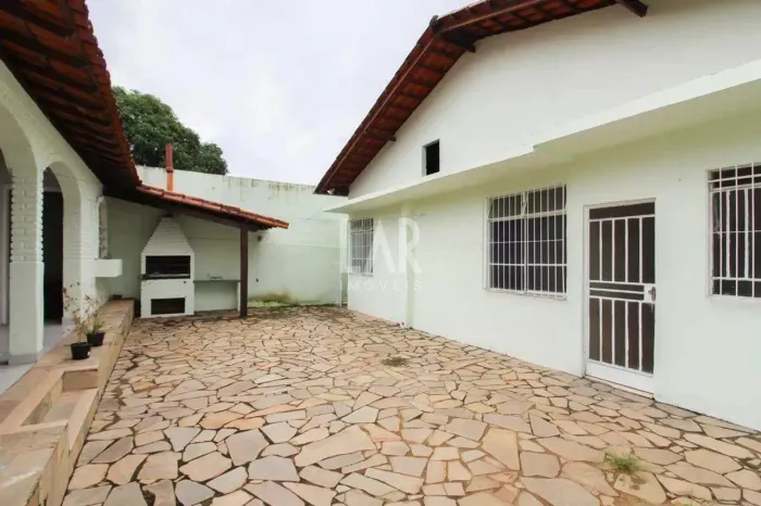 Casa para aluguel, 3 quartos, 1 suíte, 4 vagas, Alípio de Melo - Belo Horizonte/MG