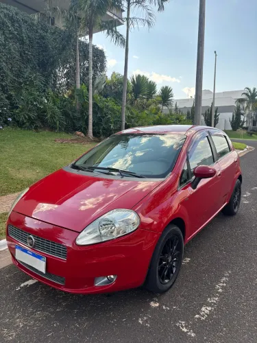 Fiat Punto Essence 1.6 Flex 16V 5P 2011