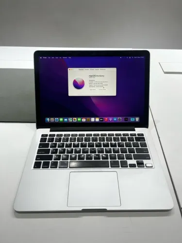 MacBook Pro 13