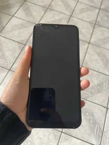 Celular para retirar peças