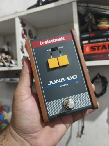 PEDAL JUNE V2 CHORUS