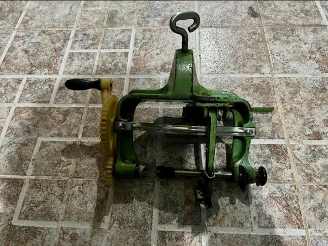 Máquina Manual de Descascar Laranja