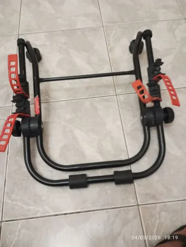 TRANSBIKE PARA CARROS SEDAN E HATCH. SUPORTE P/2 BIKES. ÓTIMO ESTADO