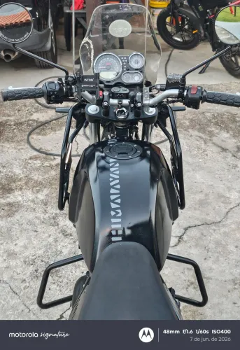 Himalayan com 12.000 km 