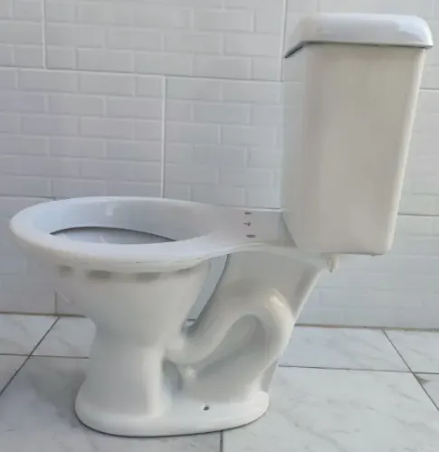 Vendo vaso com caixa acoplada - Fiore 6L Cor Branco - Em Ótimo estado!