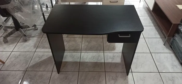 Mesa para quarto
