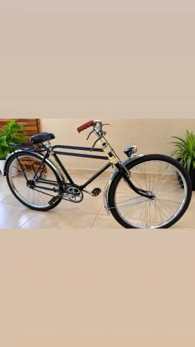 Bike antiga restaurada ótimo estado