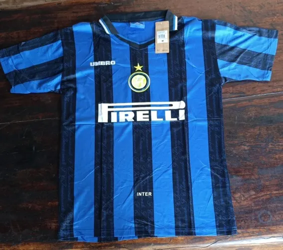 Camisa Inter de Milão retrô (Ronaldo)