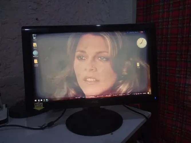 Monitor LCD 19 Polegadas Aoc (mod. 936swa Vga)