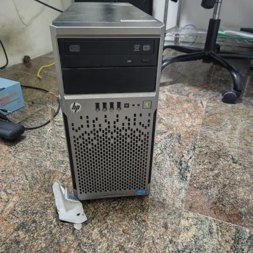 SERVIDOR HPPROLIANT MLE8