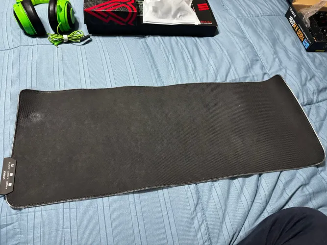 Mouse Pad Gamer RGB Grande SATE LED USB Antiderrapante - Usado