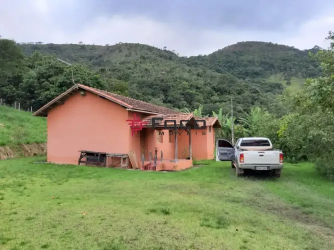 Chácara / Ponte Nova / 02 Quartos / Salão gourmet / 30.000m² / Monteiro Lobato-SP