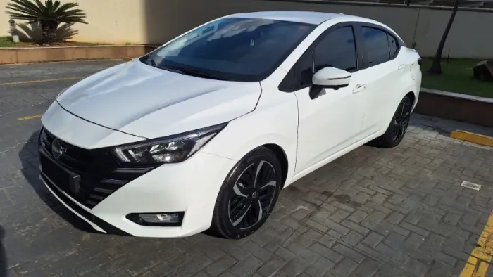 Nissan Versa Exclusive 1.6 16V Flex AUT 2024