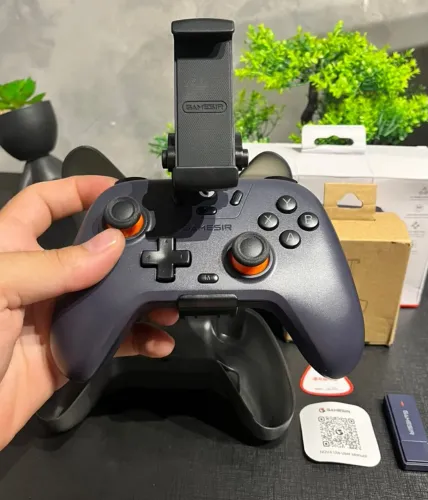 Controle GameSir T4 Nova Lite + Suporte de celular
