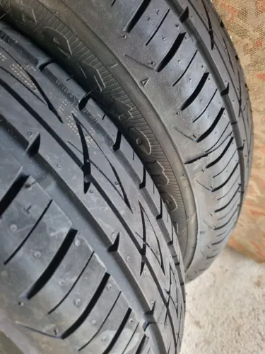 2 Pneu Firestone 175/65r14 - 2 Michelin Runflat 275/40r18 - 1 Continental 235/60r16 Leia!