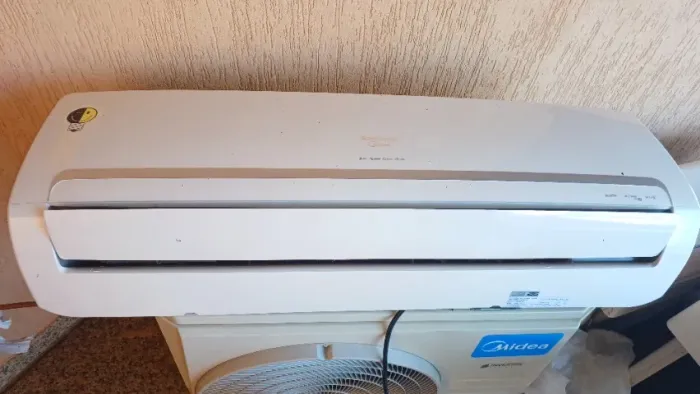 Ar condicionado Midea Inverter 24 mil Btus
