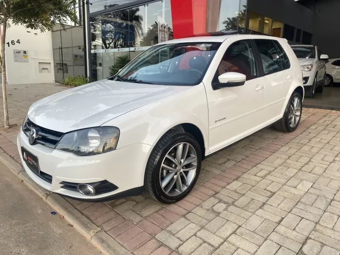 Volkswagen Golf Sportline 1.6 MI Total Flex 8V 4P 2014
