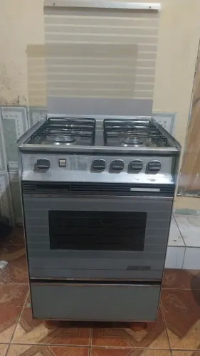 Fogão 4 bocas usado